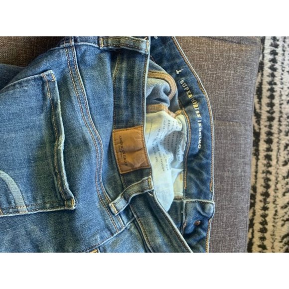 American Eagle jeans size 2 skinny distressed - Picture 9 of 15